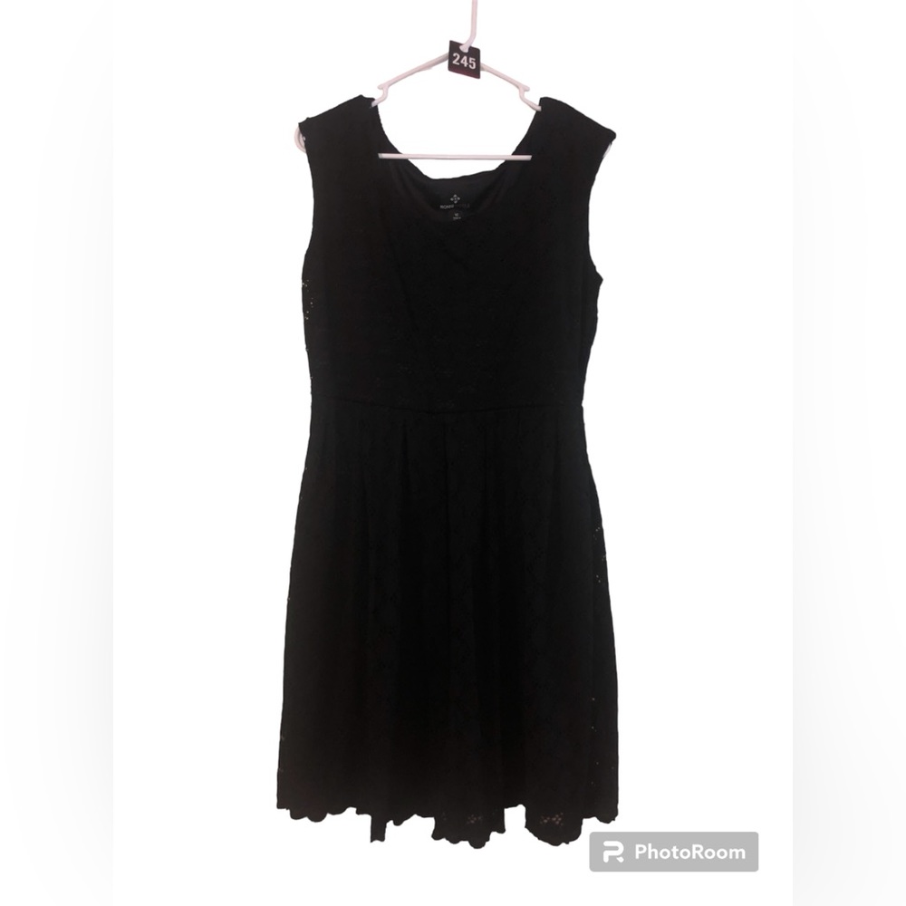 RONNIE NICOLE Black Crochet Dress Sz 12